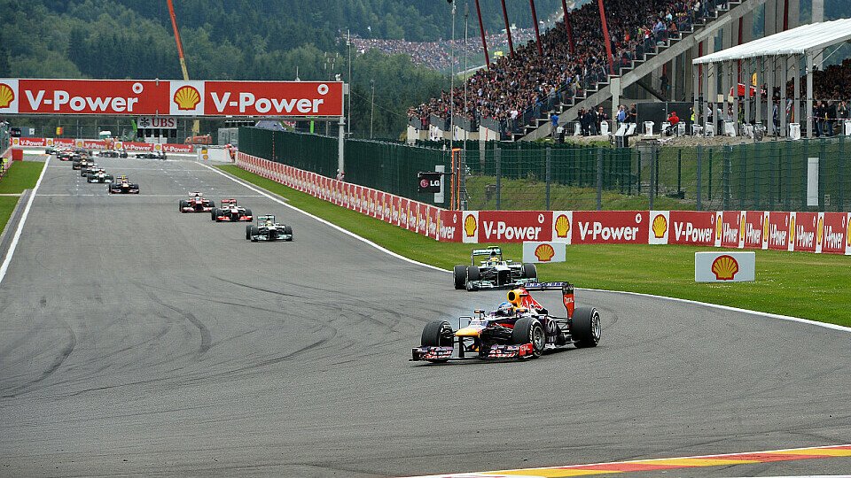 Vettel legte einen guten Start hin, Foto: Sutton