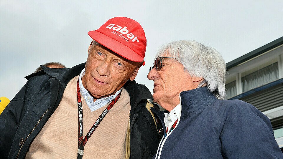 Niki Lauda und Bernie Ecclestone haben sich ausgetauscht, Foto: Sutton