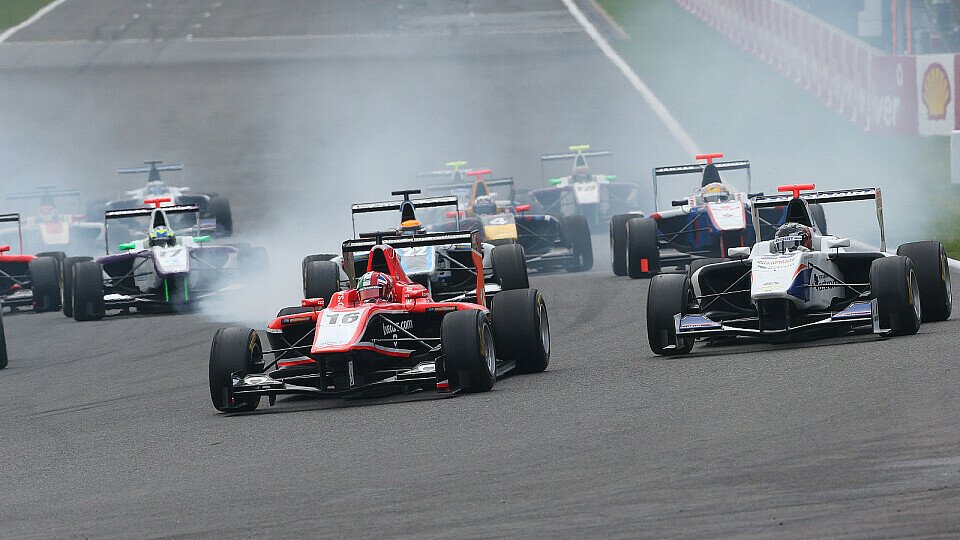 In Monza müssen sich die Piloten auf geringen Abtrieb einstellen, Foto: GP3 Series