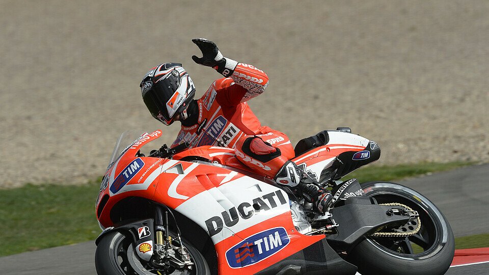 Andrea Dovizioso startete in Silverstone mit gutem Gefühl durch, Foto: Ducati