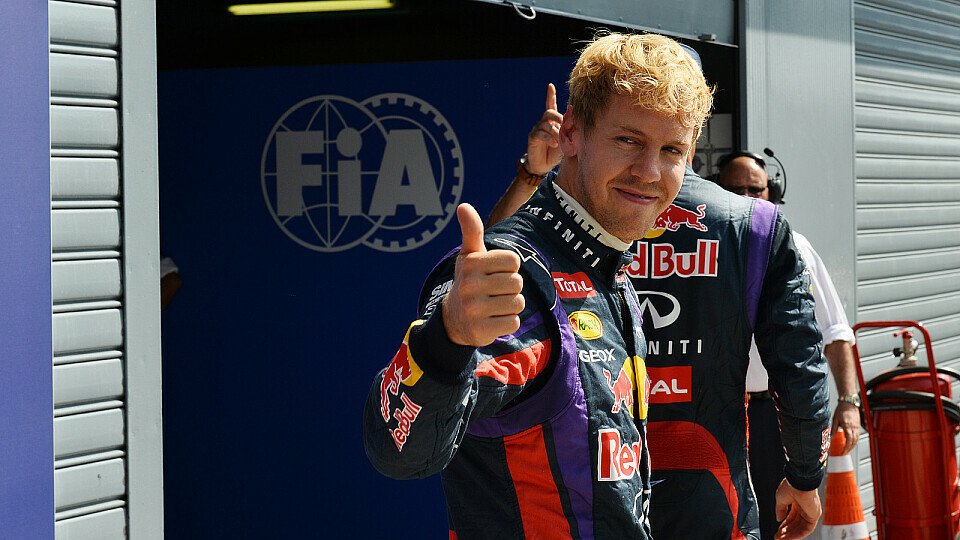 Daumen rauf, Vettel vor: 40. Pole seiner Formel-1-Karriere, Foto: Sutton