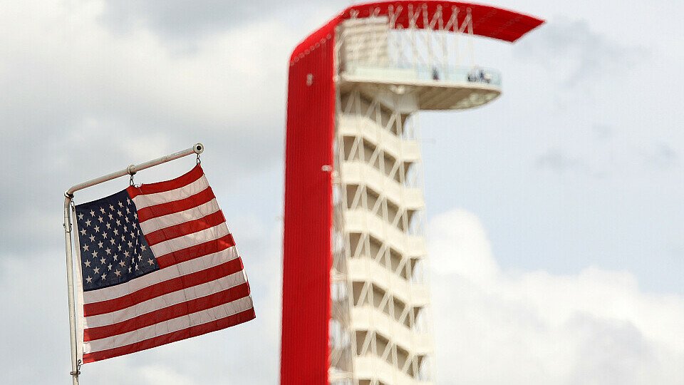 Die Nationalflagge der USA im Wind über dem Circuit of the Americas, Foto: DPPI