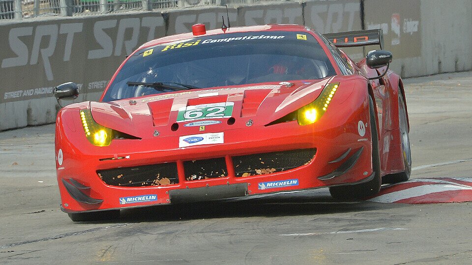 Der Ferrari um Malucelli und das Risi-Team beim ALMS-Lauf in Baltimore 2013, Foto: ALMS