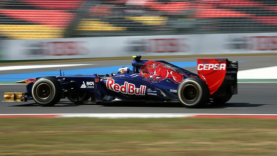 Die Hoffnung stirbt zuletzt: Punkte sind das Ziel von Ricciardo und Vergne, Foto: Sutton