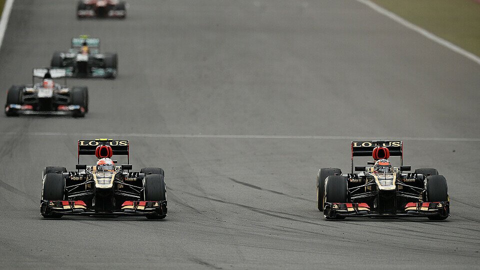 Grosjean musste sich Räikkönen geschlagen geben, Foto: Sutton