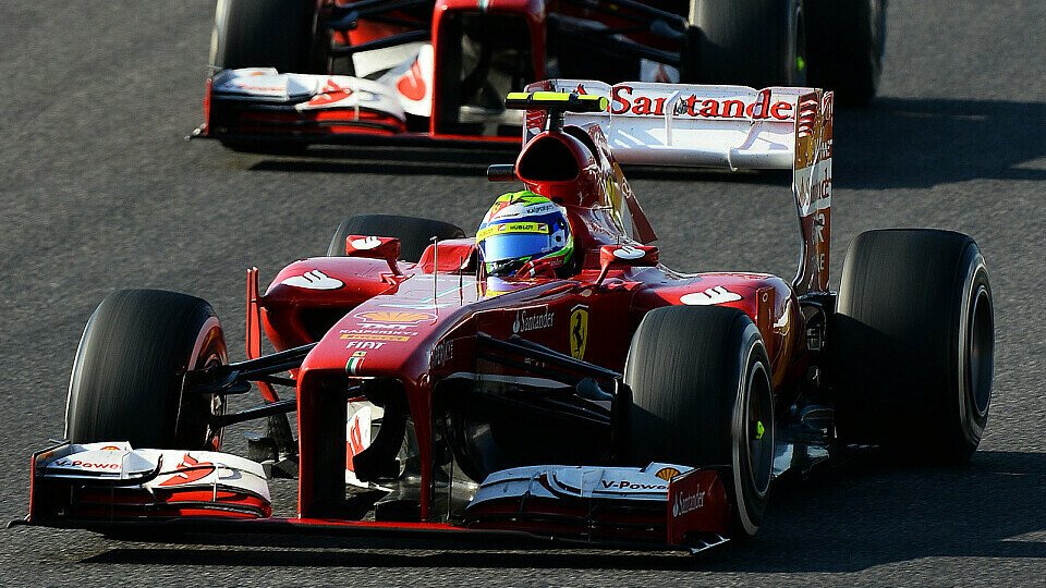 Felipe Massa wollte sich in Suzuka nicht kampflos geschlagen geben, Foto: Sutton