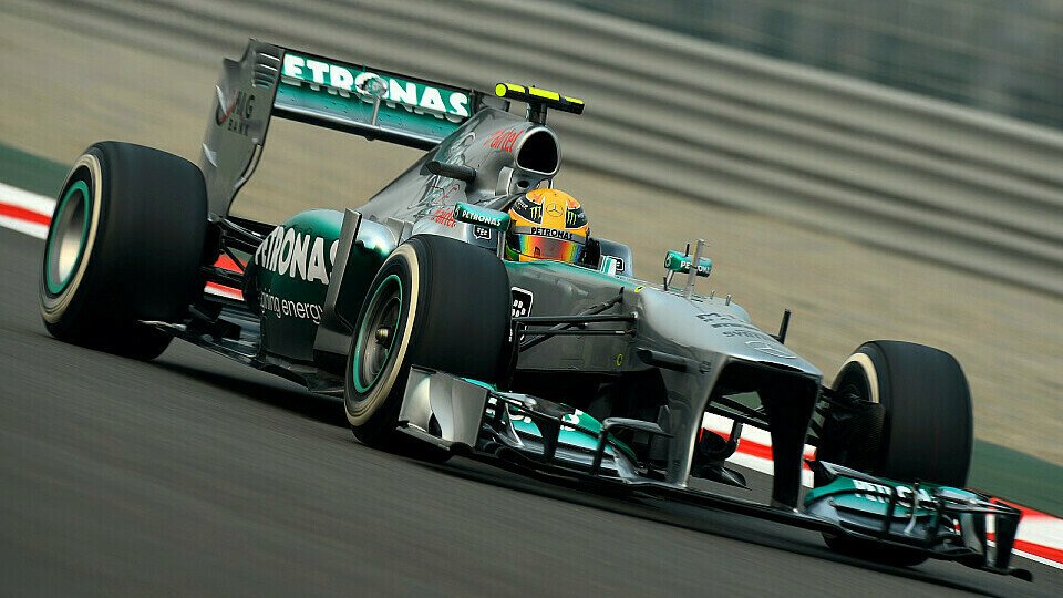 Lewis Hamilton hat die zweite Stratreihe im Visier, Foto: Sutton