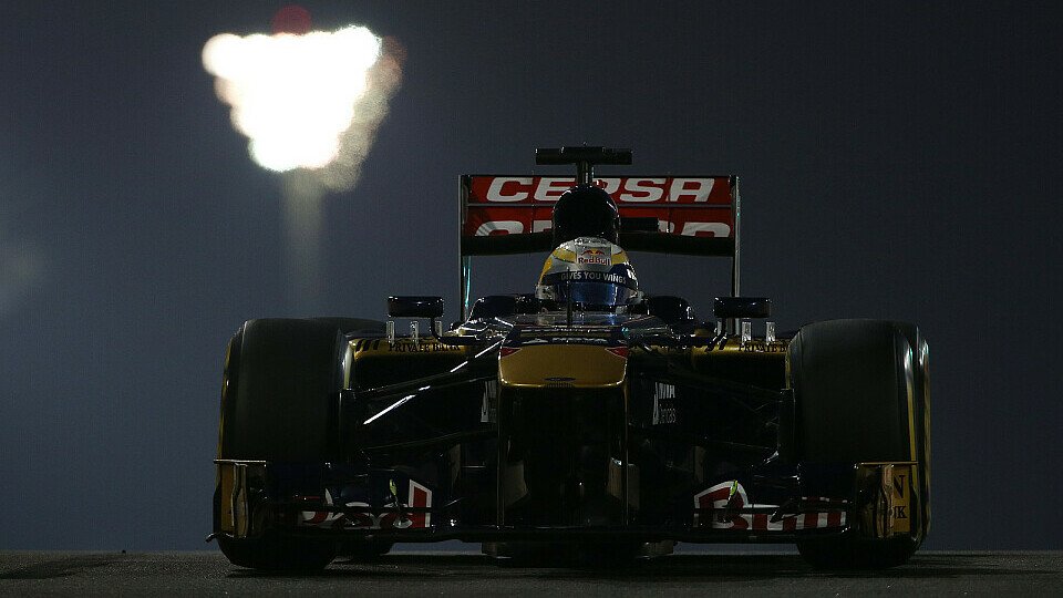 Jean-Eric Vergne auf den Yaz Marina Circuit in Abu Dhabi, Foto: Sutton