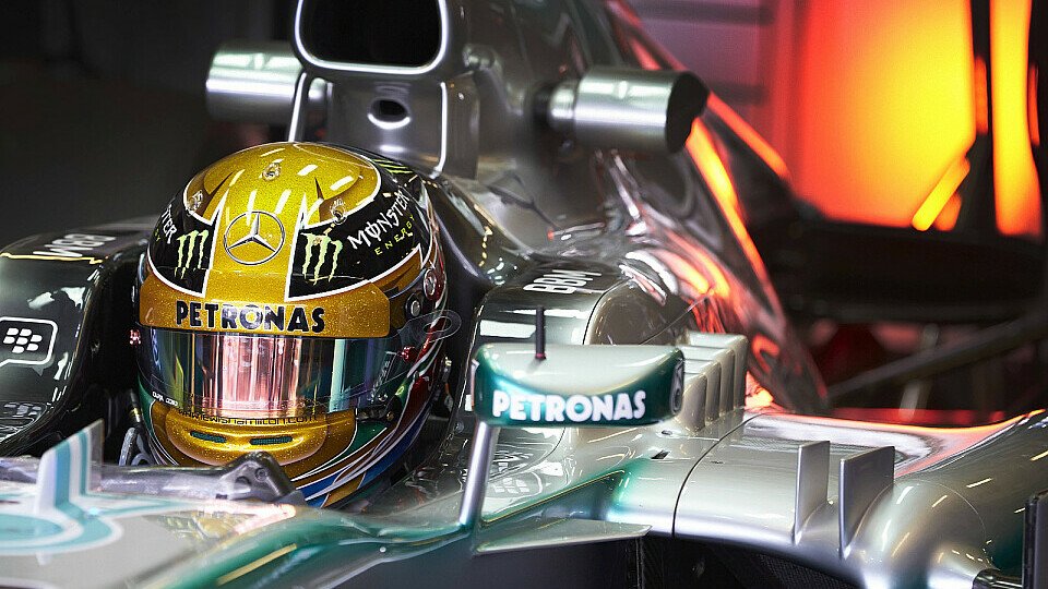Nach einem Bruch des unteren hinteren rechten Querlenkers fiel Lewis Hamilton auf seiner letzten schnellen Runde in Q3 aus., Foto: Mercedes AMG