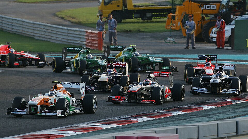 Adrian Sutil fuhr in Abu Dhabi von P17 in die Punkteränge, Foto: Sutton
