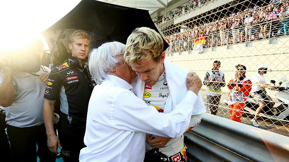 Ecclestone rät Vettel zu einem Ferrari-Wechsel, Foto: Sutton