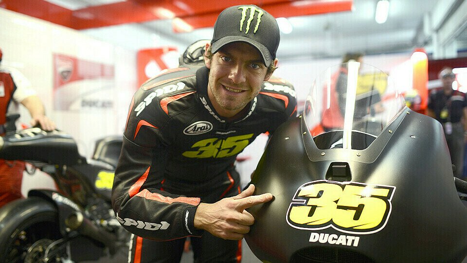 Bei den Tests in Valencia pilotierte Crutchlow erstmals die Ducati, Foto: Ducati