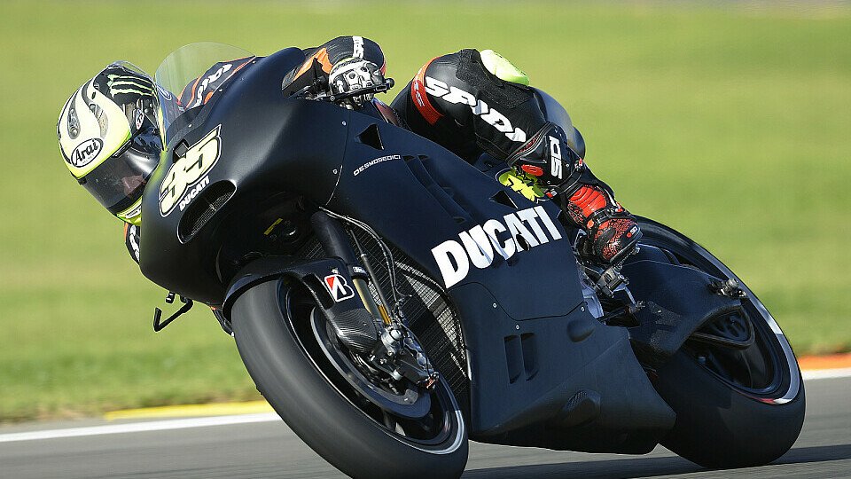 Cal Crutchlow testet in Sepang erst einmal die Vorjahresversion der Desmosedici, Foto: Ducati