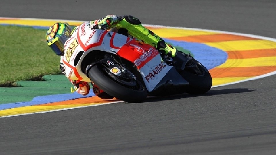 Andrea Iannone setzte seine Ducati am ersten Testtag in Valencia auf Platz vier., Foto: Pramac