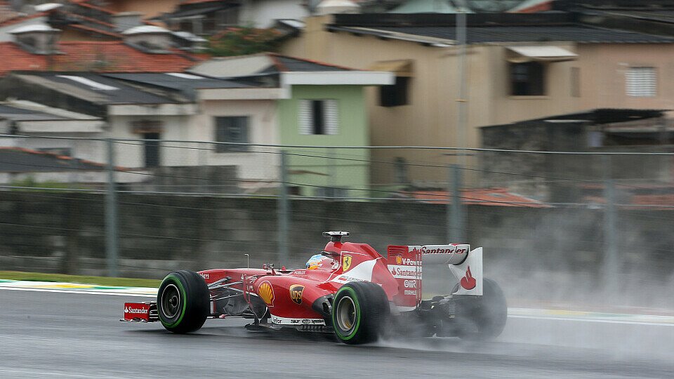 Regen, Regen, Regen und zweimal Rosberg: Interlagos am Freitag, Foto: Sutton
