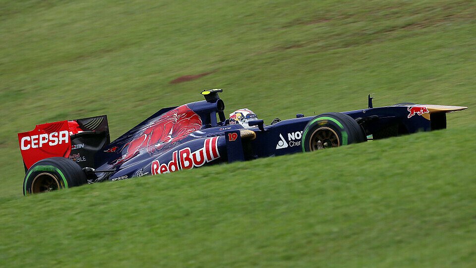 Toro Rosso führt den neuen Boliden in Jerez aus, Foto: Sutton