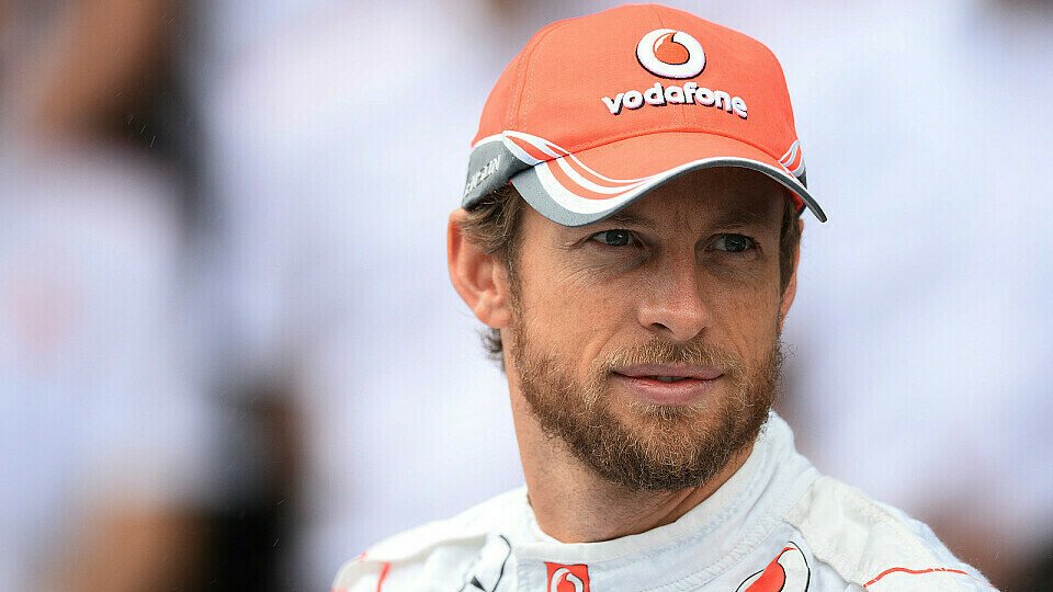Jenson Button freut sich auf seinen neuen Dienstwagen, Foto: Sutton