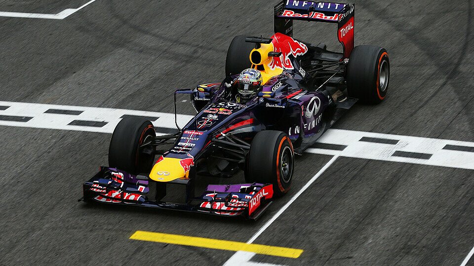 Norbert Haug sieht Sebastian Vettel weiter an der Spitze, Foto: Red Bull