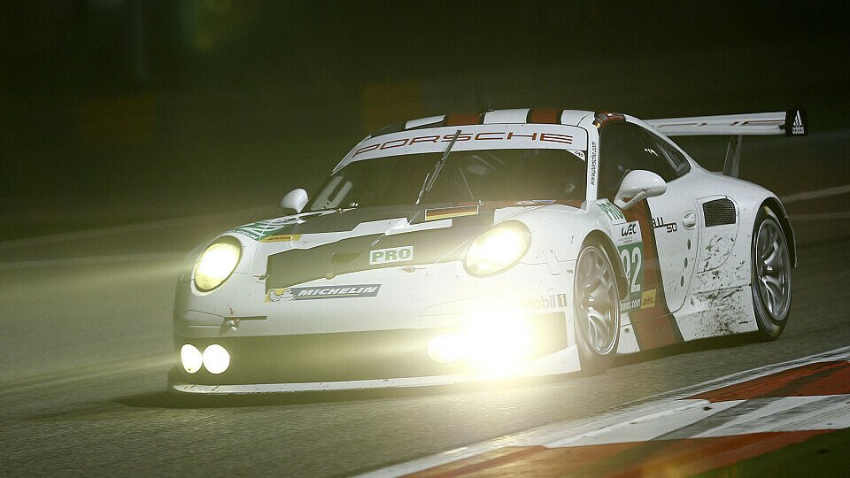Debüt geglückt: Der neue Porsche 911 RSR fuhr auf Anhieb aufs Podium, Foto: Porsche