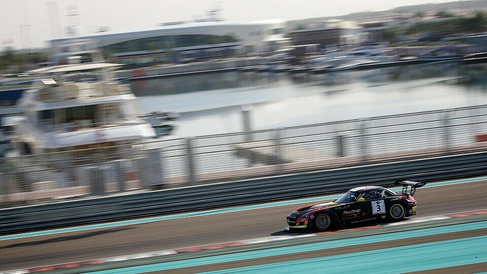 Black Falcon siegte beim 12-Stunden-Rennen in Abu Dhabi, Foto: Gulf 12 Hours