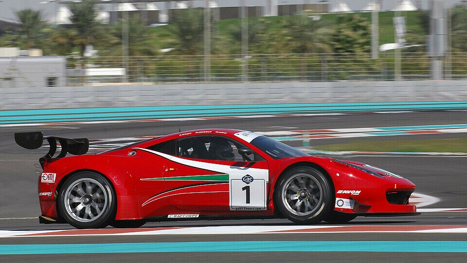 Ein AF-Corse-Ferrari im Rahmen der 12 Stunden von Dubai, Foto: Gulf 12 Hours