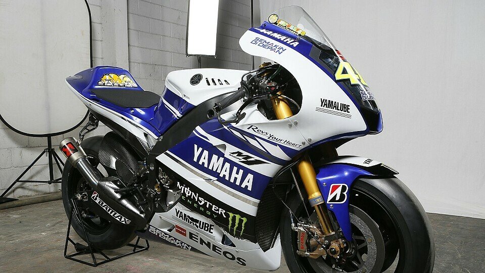 Jorge Lorenzo auf seinem neuen Motorrad, Foto: Yamaha