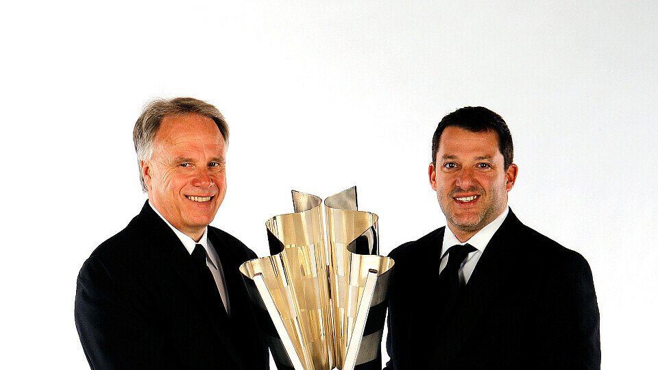 Erfolgreiches Gespann: Gene Haas und Tony Stewart, Foto: NASCAR