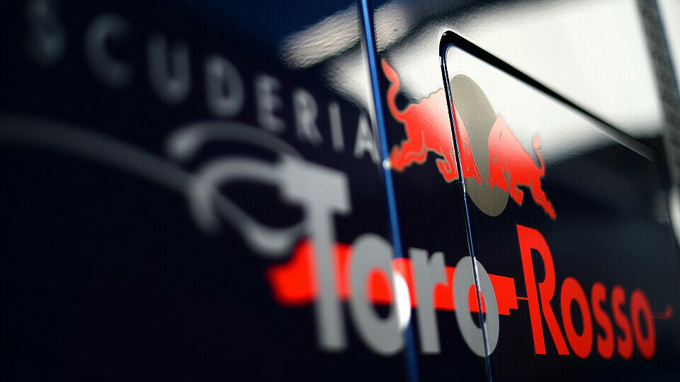 Toro Rosso bestätigte den Unfall, Foto: Sutton