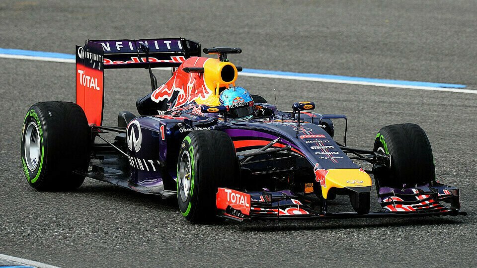 Sebastian Vettel brachte es am Dienstag auf drei Runden, Foto: Sutton