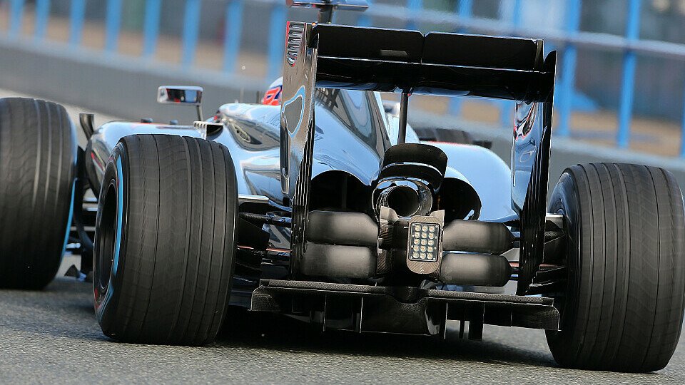 2014 dröhnt deutlich weniger Lärm aus dem Heck der F1-Boliden, Foto: Sutton