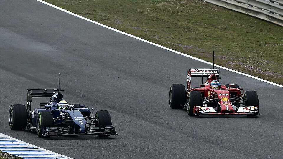 Alonso hat Massa auf dem Schirm, Foto: Sutton