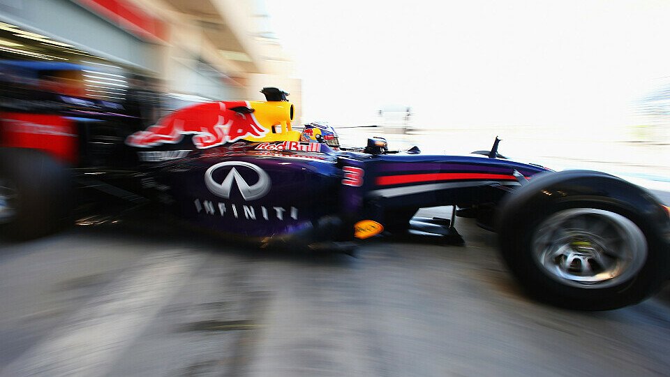 Nach 28 Runden war für Daniel Ricciardo in Bahrain wieder Feierabend, Foto: Red Bull