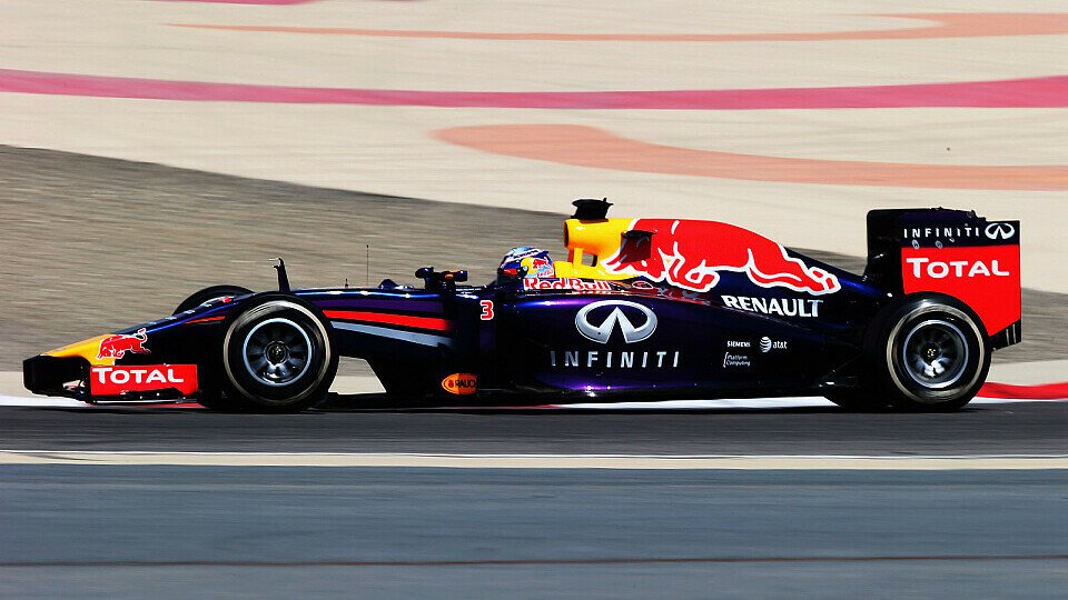 Den größten Teil des Tages verbrachte Daniel Ricciardo mit Warten an der Box, Foto: Red Bull