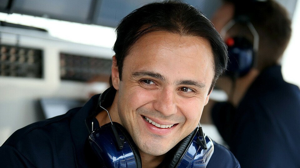 Felipe Massa verliert die Konkurrenz nicht aus den Augen, Foto: Sutton
