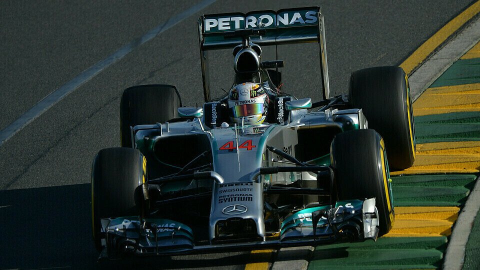 Lewis Hamilton holte sich die Bestzeit, Foto: Sutton