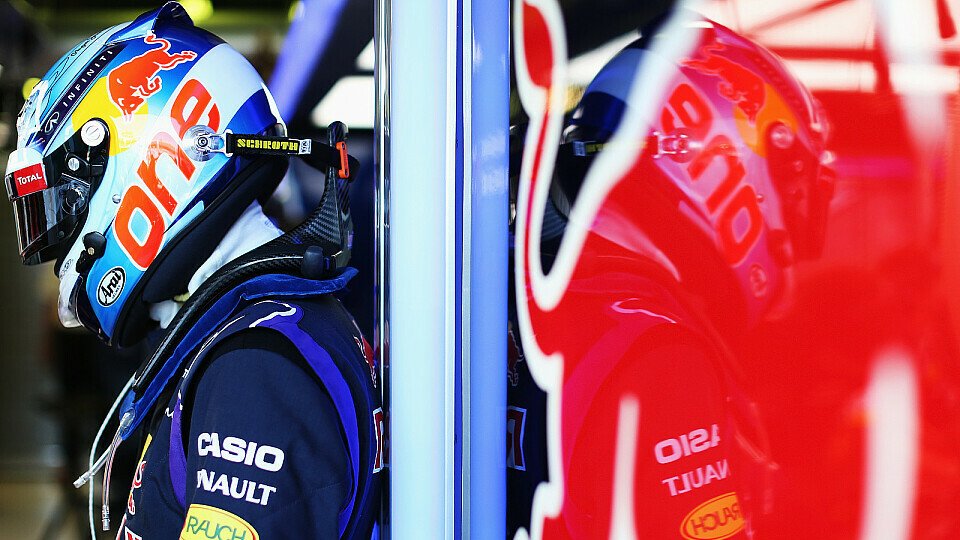 Sebastian Vettel schlittert vom einen Problem zum nächsten, Foto: Red Bull