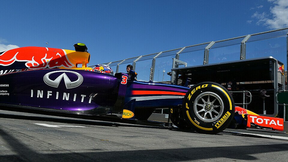 Red Bull akzeptiert Daniel Ricciardos Disqualifikation in Melbourne nicht, Foto: Sutton