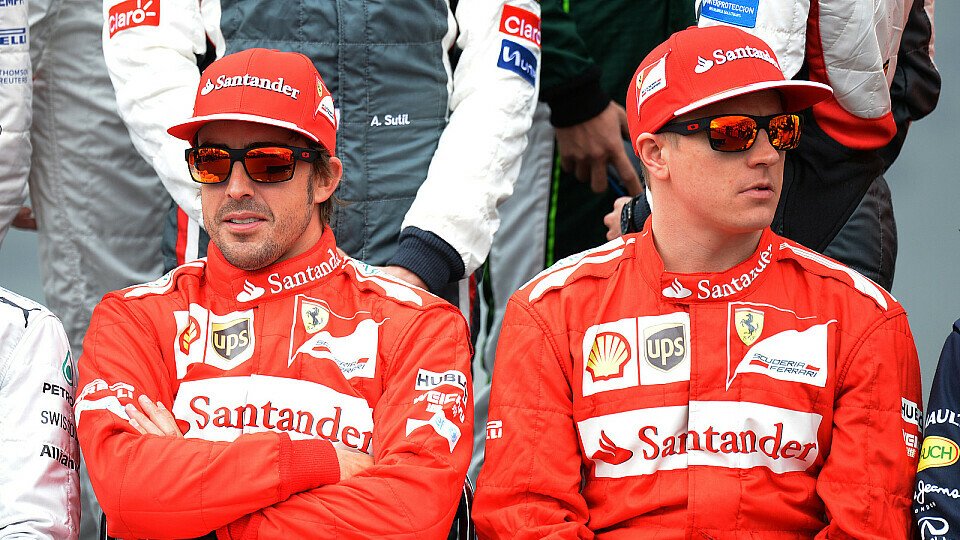 Fernando Alonso hat kein Problem mit Kimi Räikkönen, Foto: Sutton