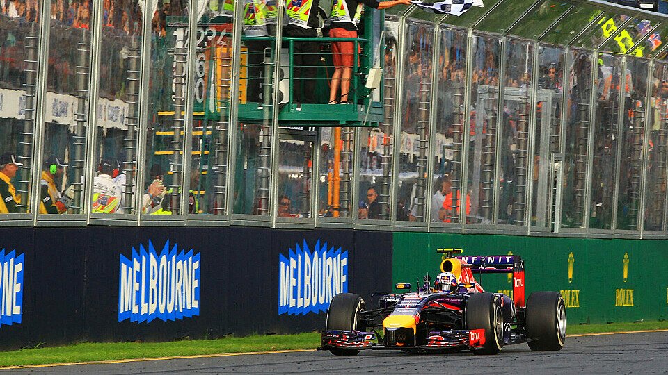 Daniel Ricciardo bekam den zweiten Platz aberkannt, Foto: Sutton