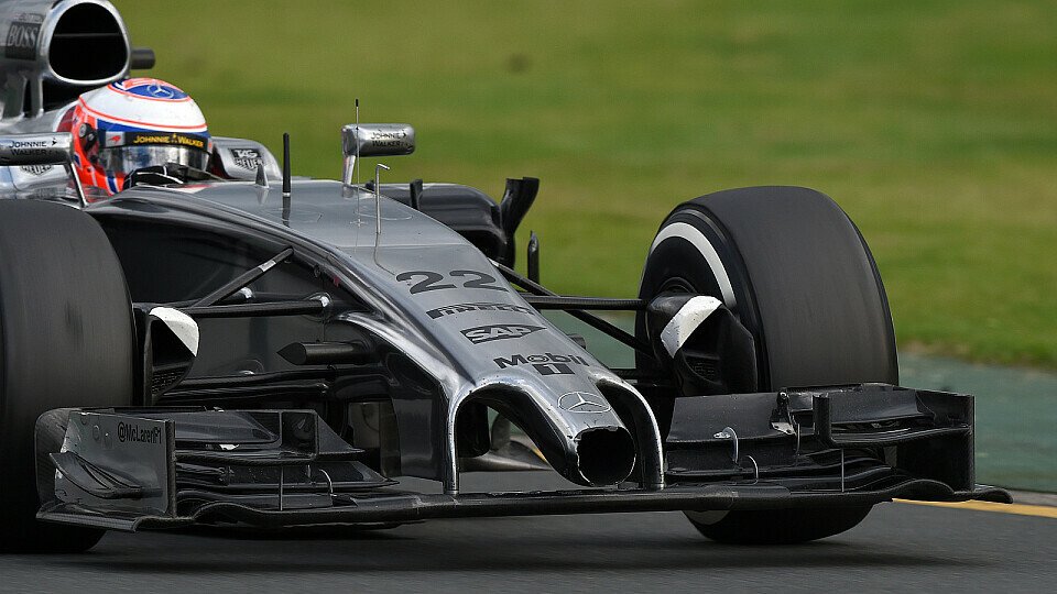 Jenson Button verbesserte sich im Rennen um sechs Plätze, Foto: Sutton