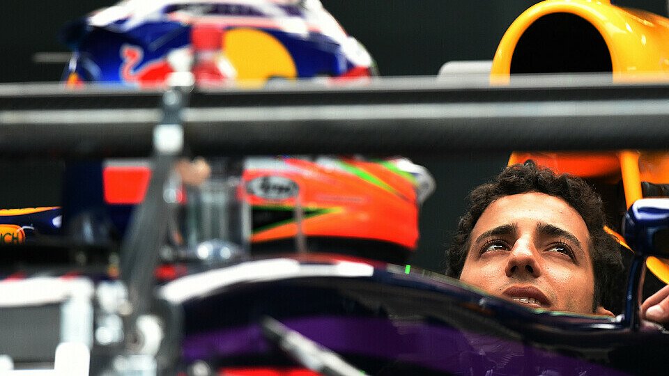 Daniel Ricciardo richtet den Blick wieder nach vorne, Foto: Sutton