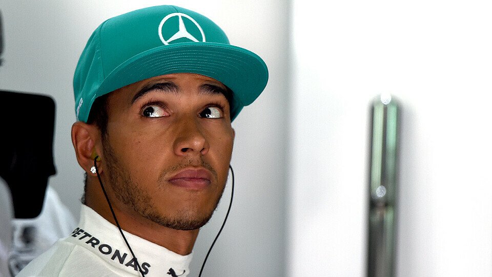 Lewis Hamilton sichert sich die zweite Pole der Saison, Foto: Sutton