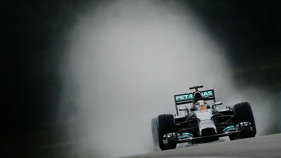 Lewis Hamilton behielt im Regen einen kühlen Kopf, Foto: Sutton