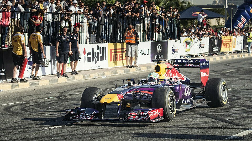 Carlos Sainz junior fuhr schon einige Demo-Runs, Foto: Red Bull Media