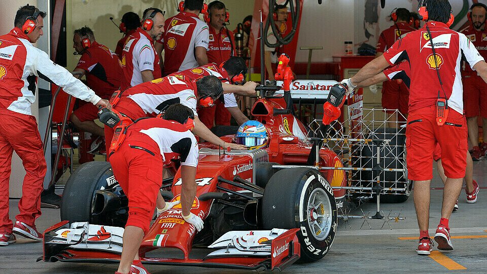 Mario Andretti macht sich Sorgen über Ferrari, Foto: Sutton