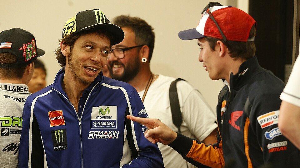 Valentino Rossi und Marc Marquez erfuhren die Leidenschaft der argentinischen MotoGP-Fans am eigenen Leib, Foto: Repsol Honda