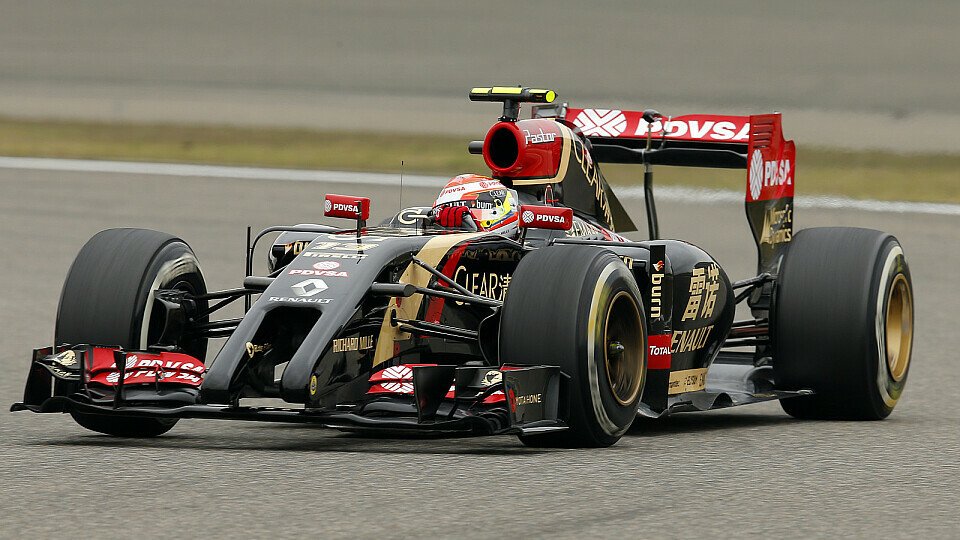 Nach einem Öl-Leck am Motor seines E22 musste Pastor Maldonado das Qualifying aussetzen, Foto: Sutton
