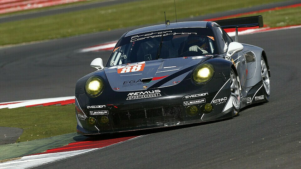 Proton Competition freute sich über den Sprung aufs Podium, Foto: Porsche