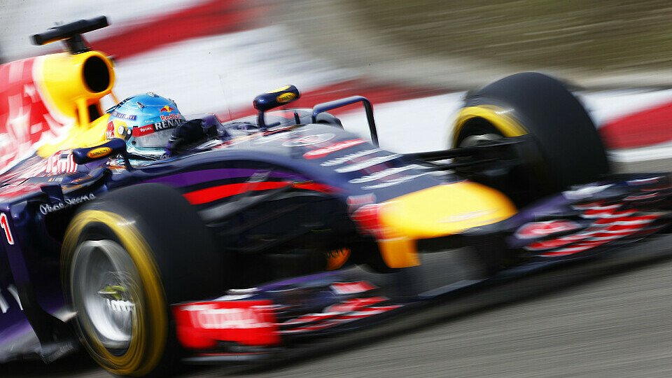 Vettel hat mit dem Auto zu kämpfen, Foto: Red Bull