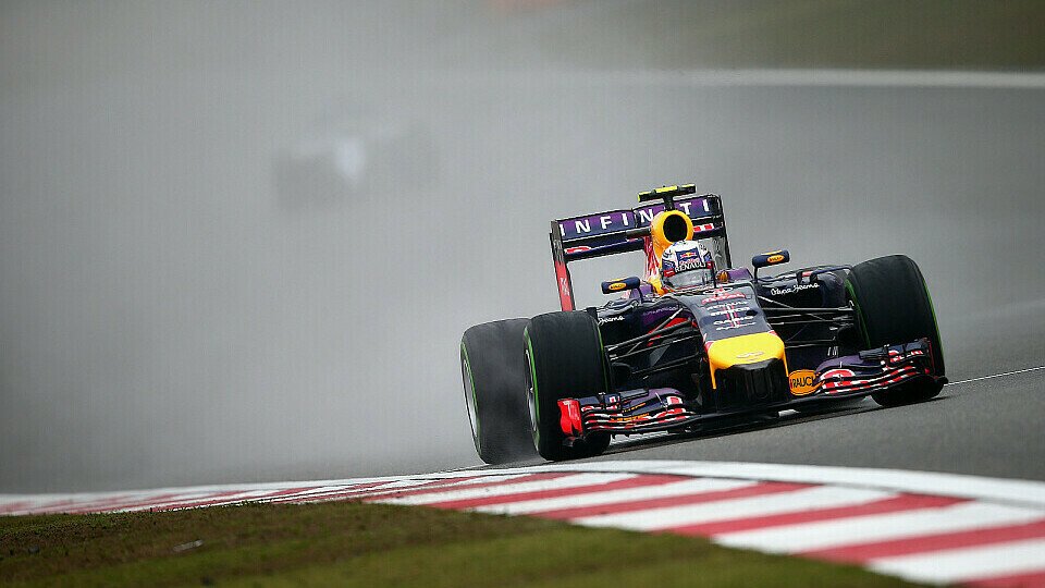 Daniel Ricciardo ist erster Mercedes-Jäger, Foto: Red Bull